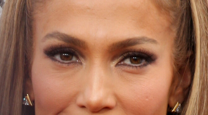 Jennifer Lopez’s Nose Job Surgery Before After